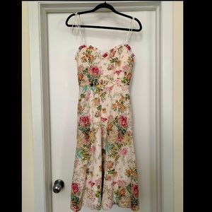 Jaus Dress Made is Australia. Shop Jaus Dresses